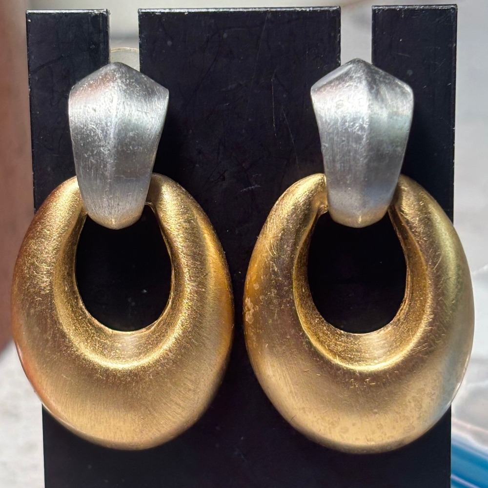 VTG Door Knocker Earrings Gold Silver Two Tone Brushed Matte Statement Oval Drop